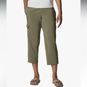 Columbia Women's Silver Ridge Utility Capri In Excellent Condition
